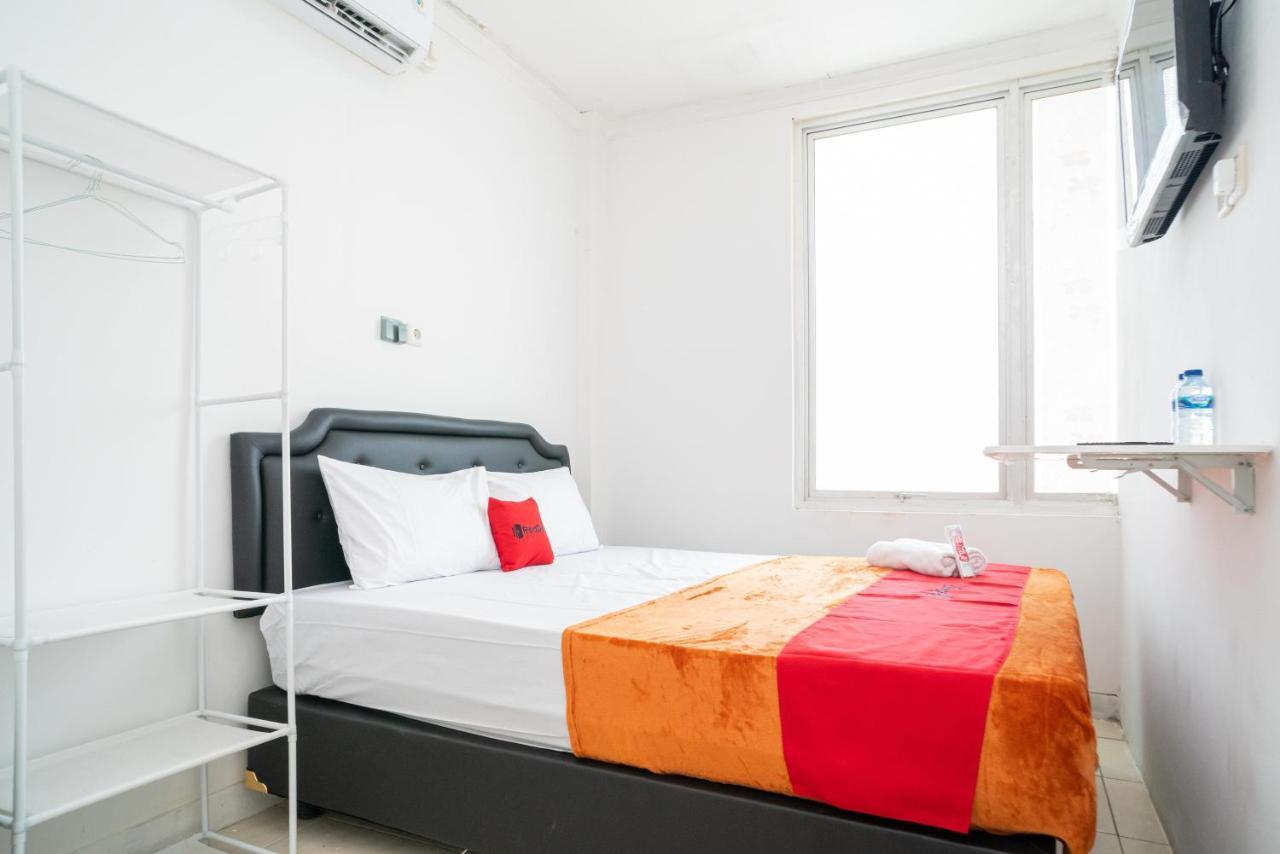 Hotel RedDoorz @ Aralia Harapan Indah Pulokendal Zewnętrze zdjęcie